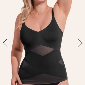 HoneyLove Liftwear Shapewear Tank